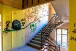 34 SANATORIUM LAY ST CHRISTOPHE cage d escalier